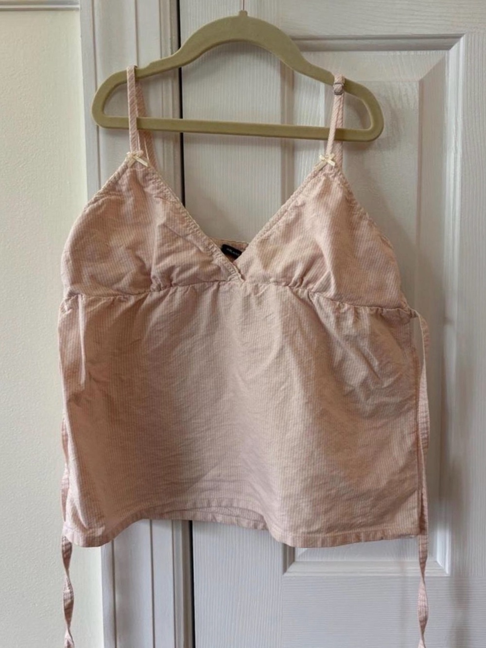 Brandy Melville pink and white stripped cami